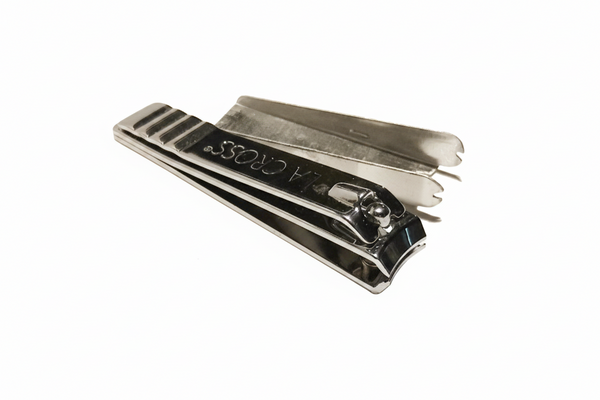 acw tactical nail clippers with clip catcher